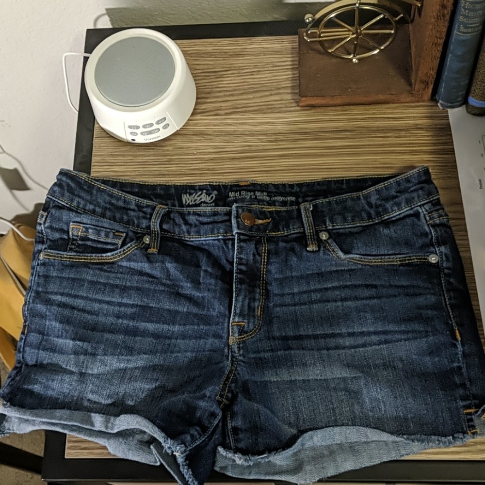 Mossimo Mid Rise Shorts